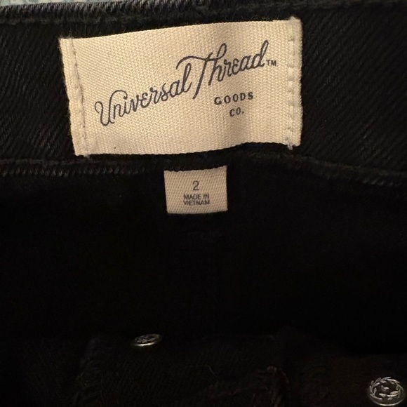 Universal Thread High Rise Barrel Jeans - Picture 4 of 6